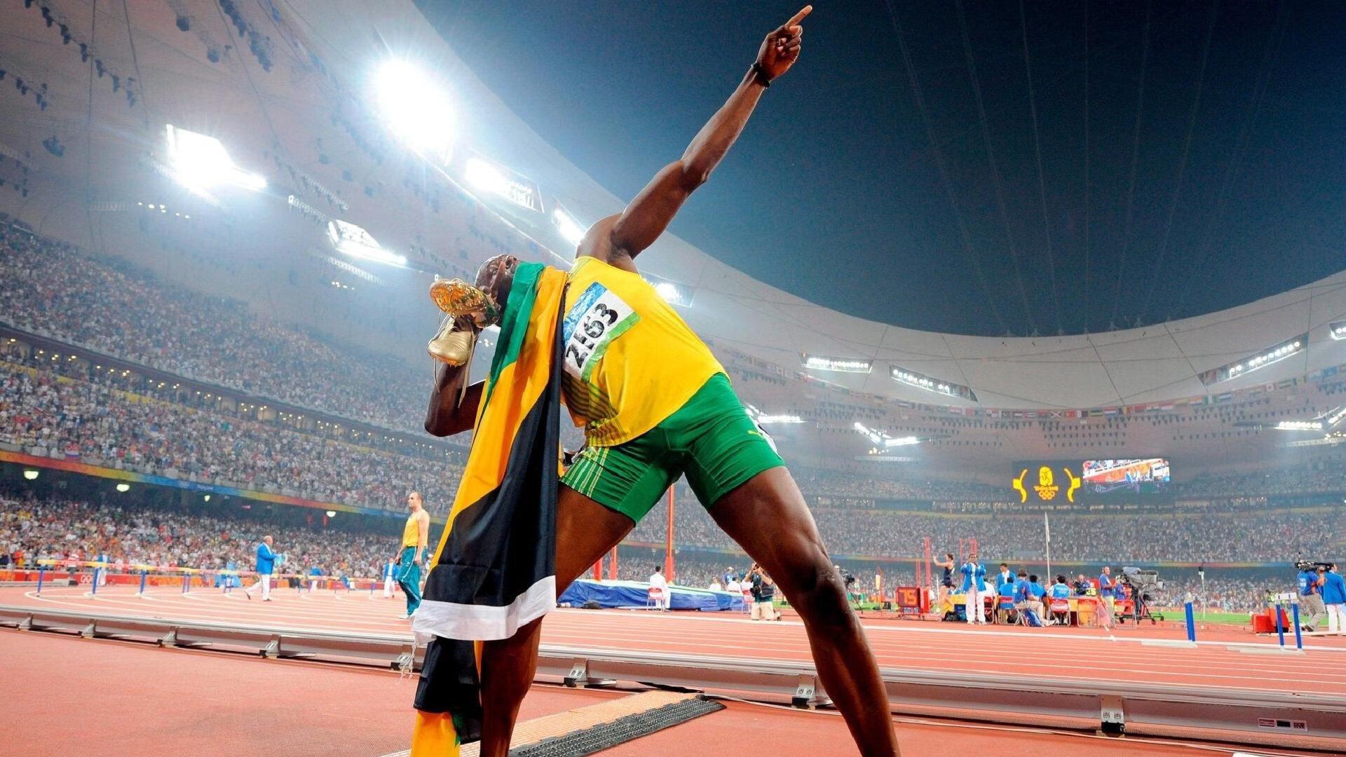 意甲焦点战，莱昂与伊布联袂破门，AC米兰2比0力克拉齐奥，凯西失点留遗憾