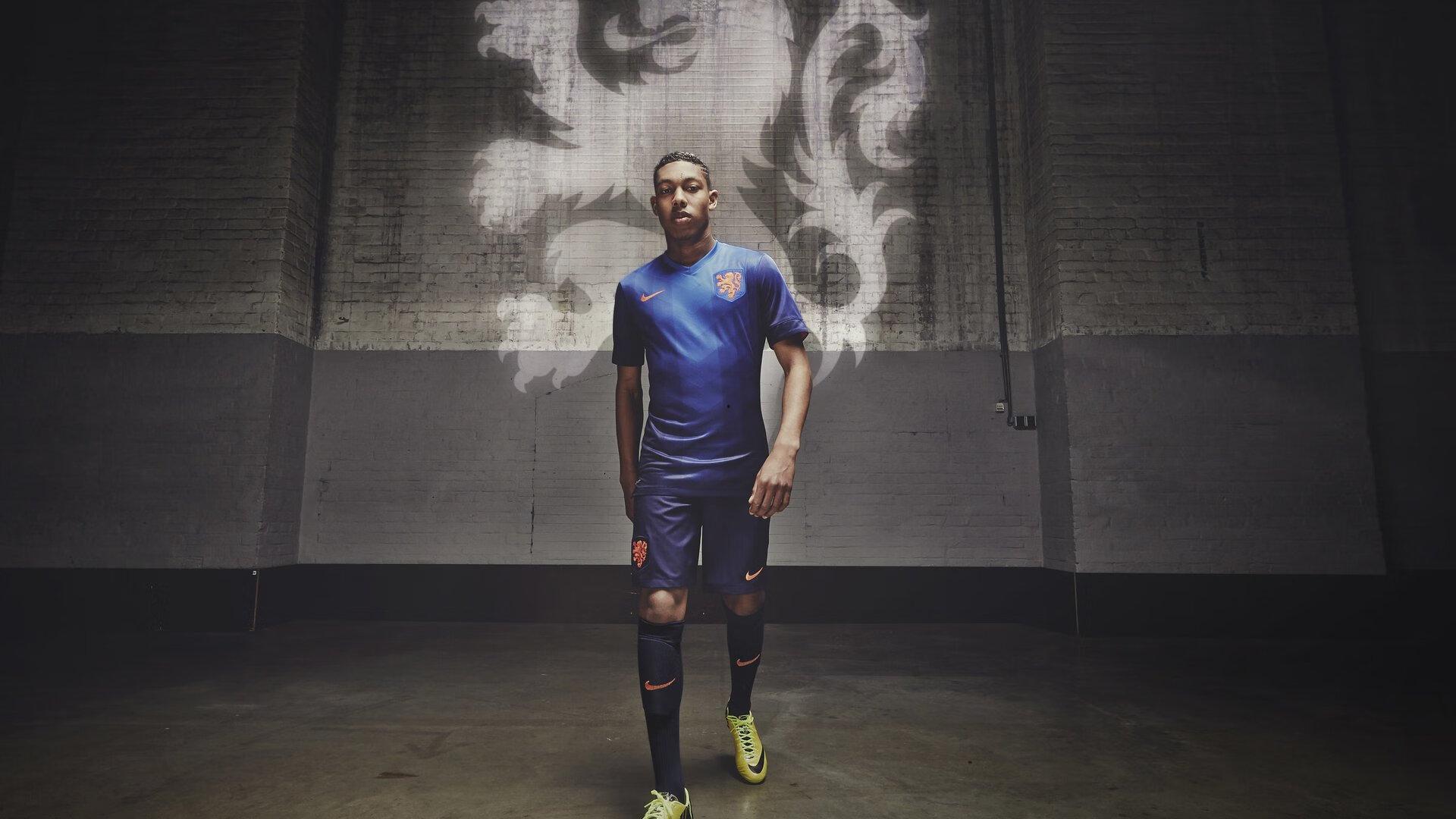 纽卡斯尔急寻新帅，豪哥能否接盘？埃迪或借油资东山再起